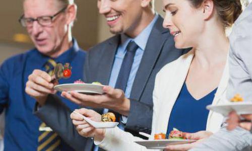 Jak zorganizować biznesową kolację w restauracji